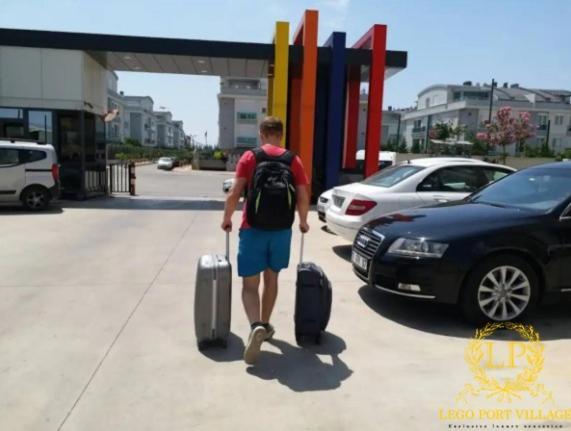 Close Airport,Mall Of Antalya Shopping Center,Tram Station エクステリア 写真